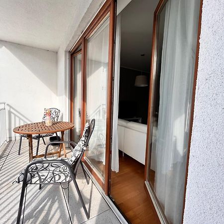 Mercury Two-Bedroom Apartment & Parking Świnoujście Exteriör bild