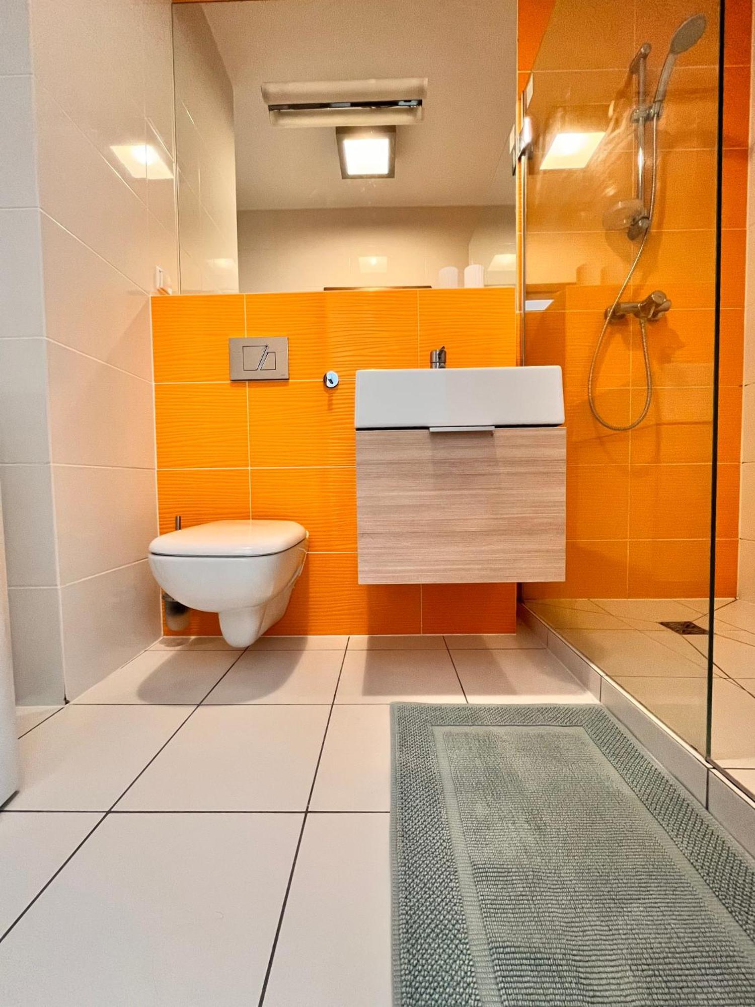 Mercury Two-Bedroom Apartment & Parking Świnoujście Exteriör bild