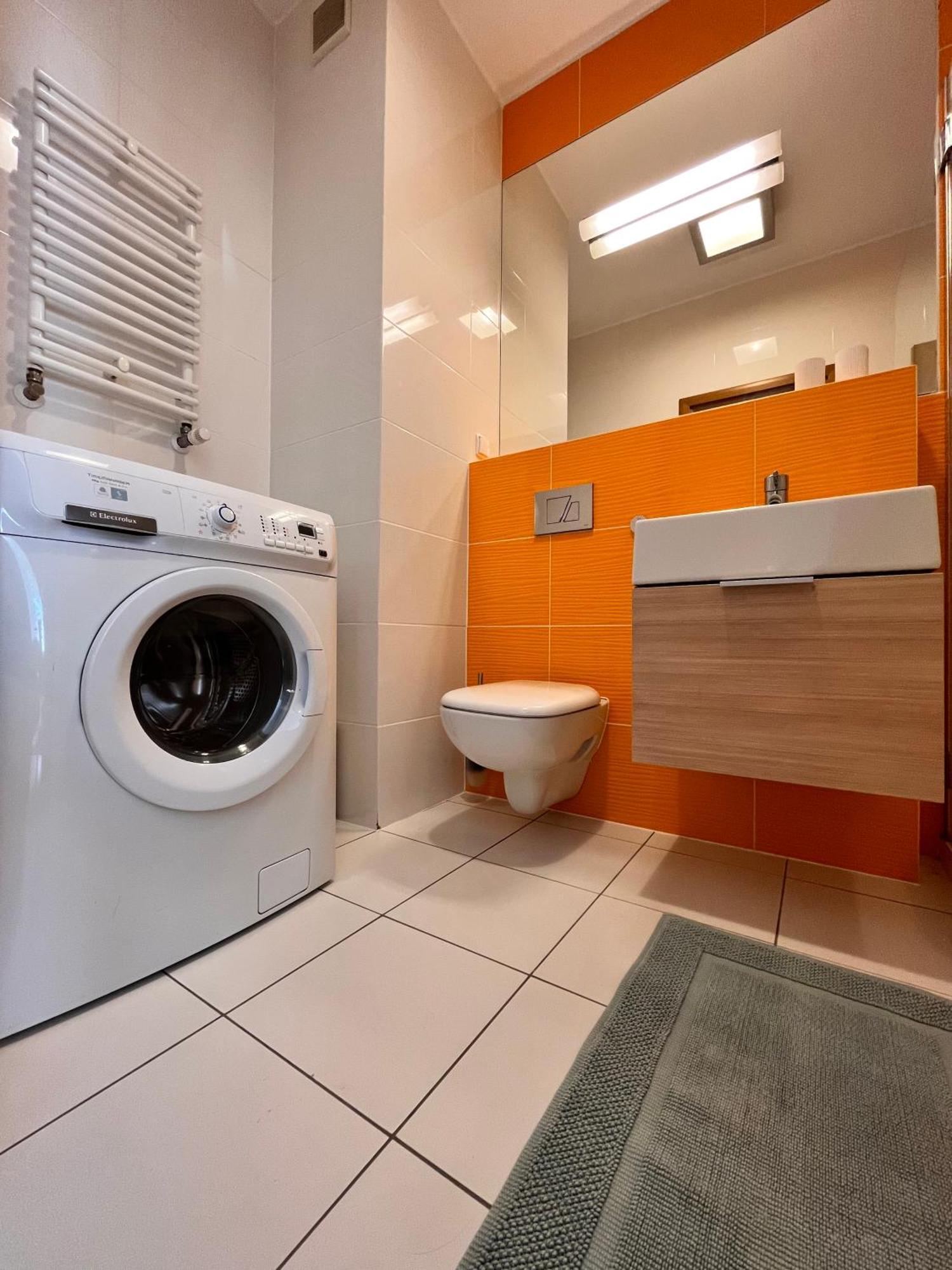 Mercury Two-Bedroom Apartment & Parking Świnoujście Exteriör bild